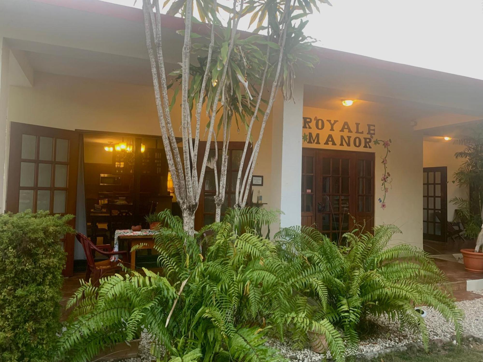 Villa Royale Manor Corozal Exterior foto